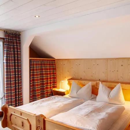 Haus Philomena - Fewo Zugspitze *